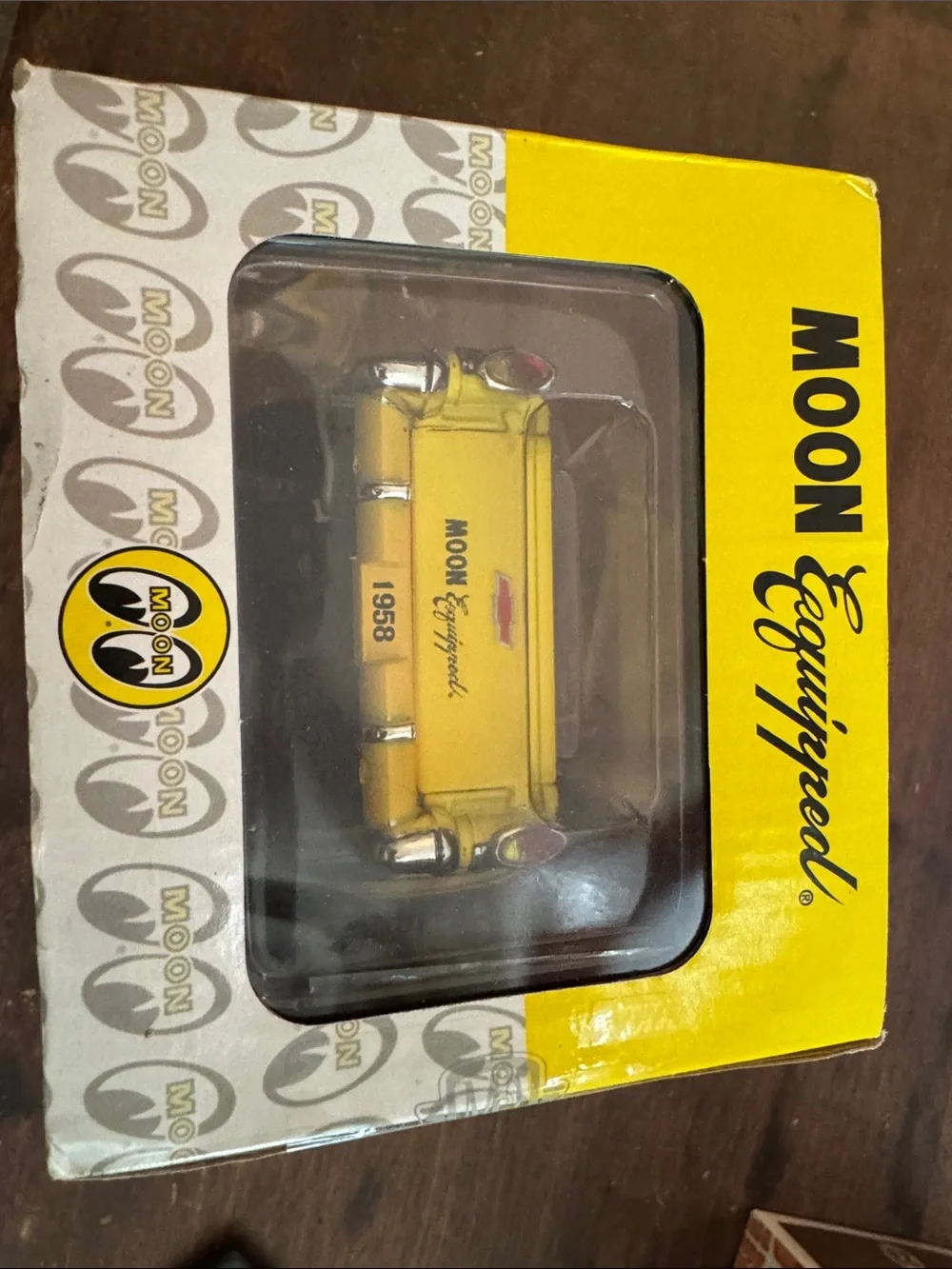 NIB Machine Yellow 1958 Chevrolet Apache Cameo diecast Pickup